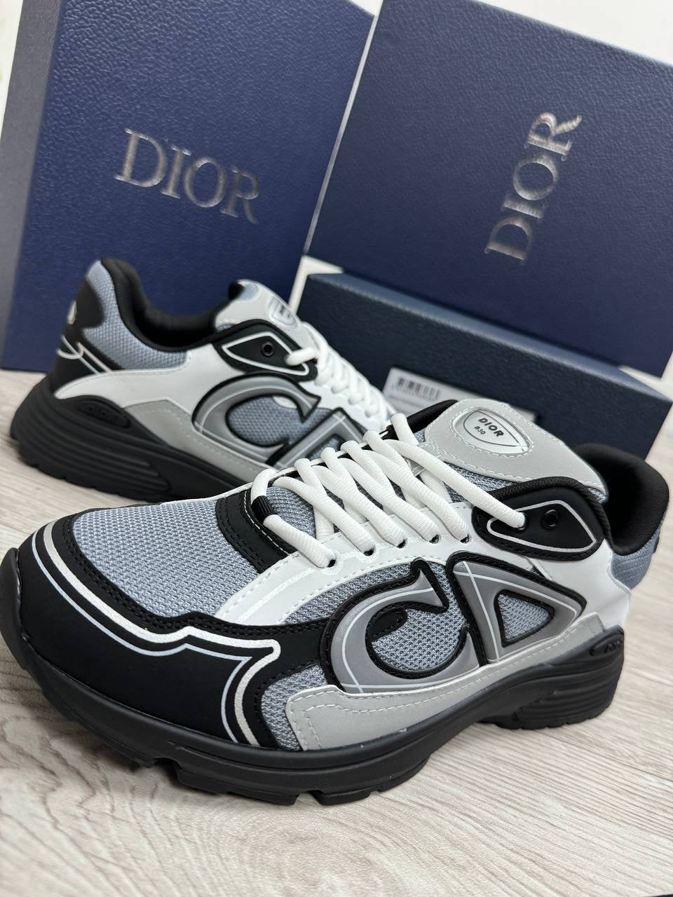 D B30 Blue Grey Black