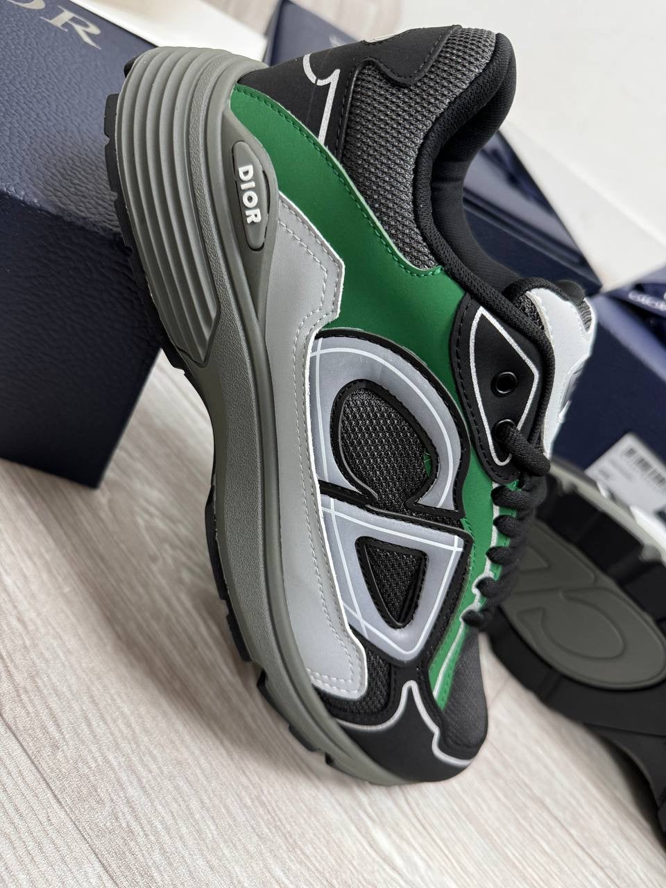 D B30 Mesh Grey Green Black